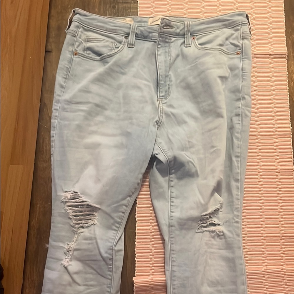 Distressed Light Blue Skinny Jeans